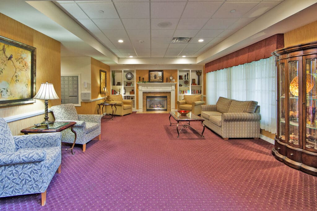 Charter Senior Living Of Pekin Hearth Room