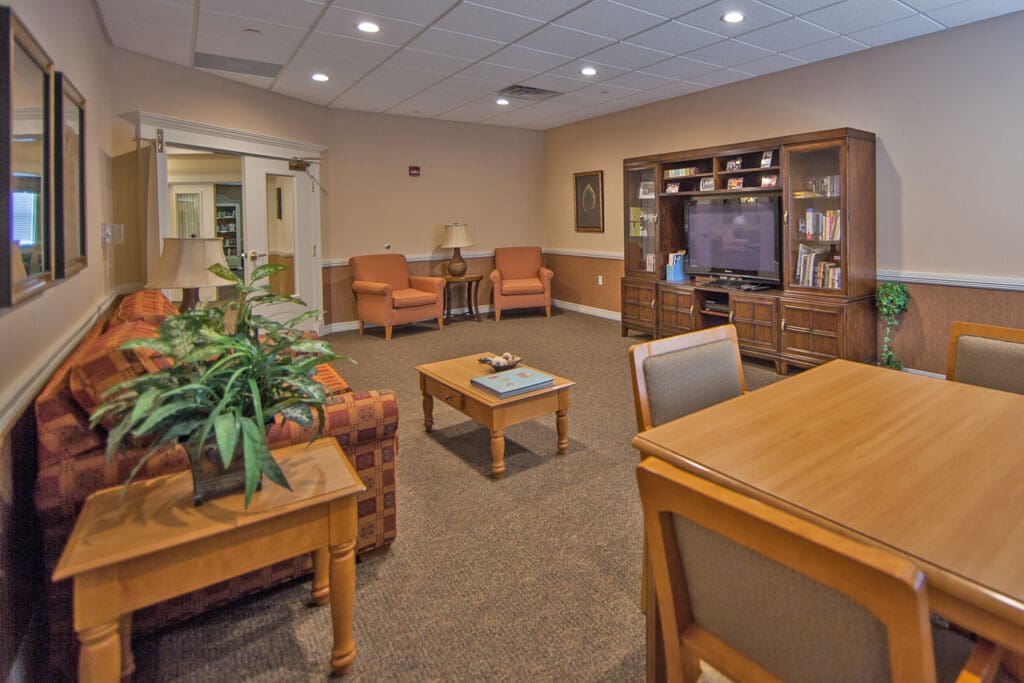 Charter Senior Living Of Common Room